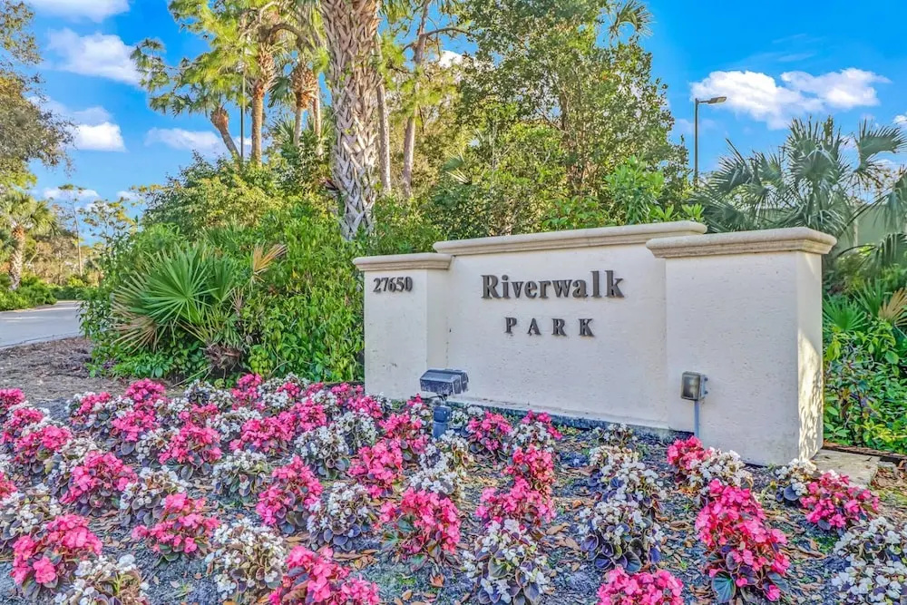photo 1 of 3621 Wild Pines Dr #211