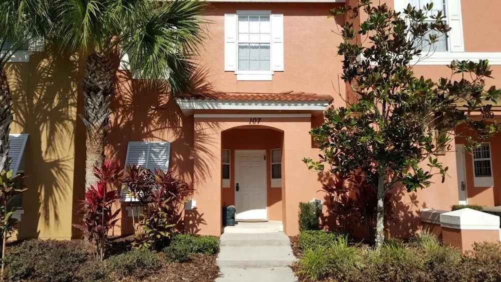 photo 1 of 3br, 2.5ba Townhome W/ Sunny Rear Yard 3 Bedroom Townhouse by Redawning