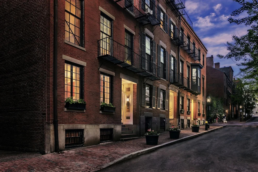 photo 1 of Maverick Suites at 40 Temple St