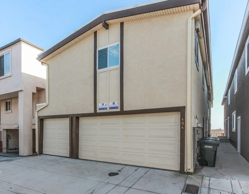 photo 1 of 404 E. Oceanfront (68449)
