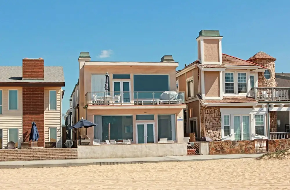 photo 1 of 406 E Ocean Front B 68132 by RedAwning
