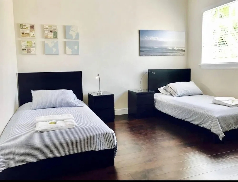 photo 1 of 4BR Townhouse 320 by Ideal Experience VR