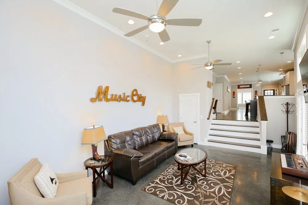 photo 1 of 4BR/3BA Music Row House B by RedAwning