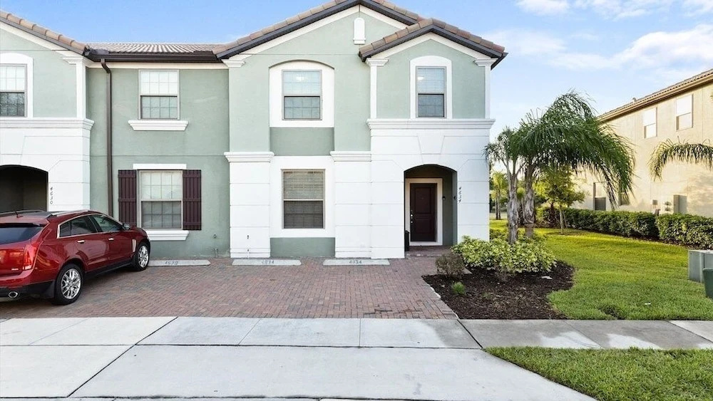 photo 1 of 5 Bed 4 Bath Townhouse With Pool 5 Bedroom Townhouse by RedAwning