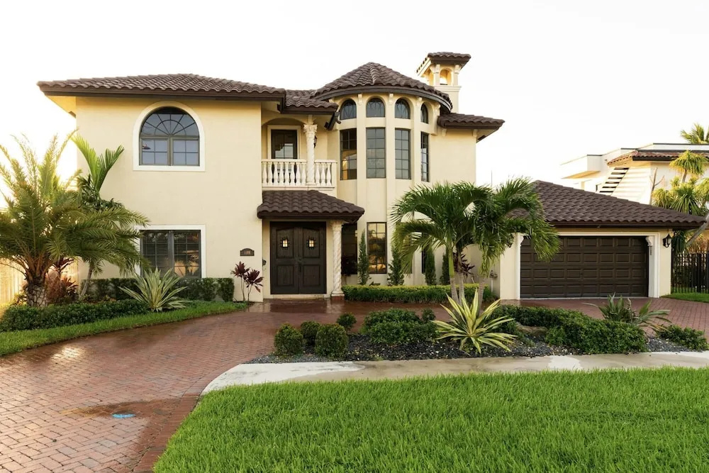 photo 1 of 5 Bedroom Luxe Villa on Deep Water Intracoastal