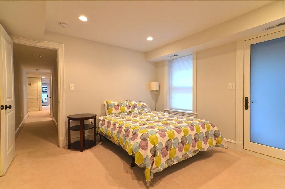 photo 1 of 511 East Capitol Apartment #1036 - 2 Br Apts