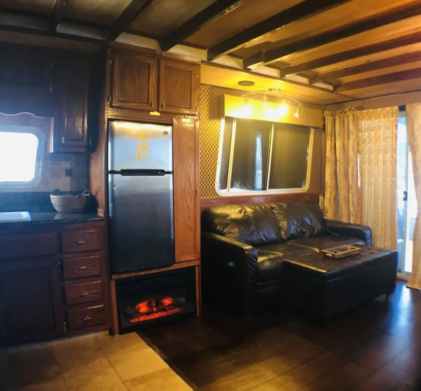 photo 1 of 52 Foot Water Adventure Houseboat Clearwater Beach