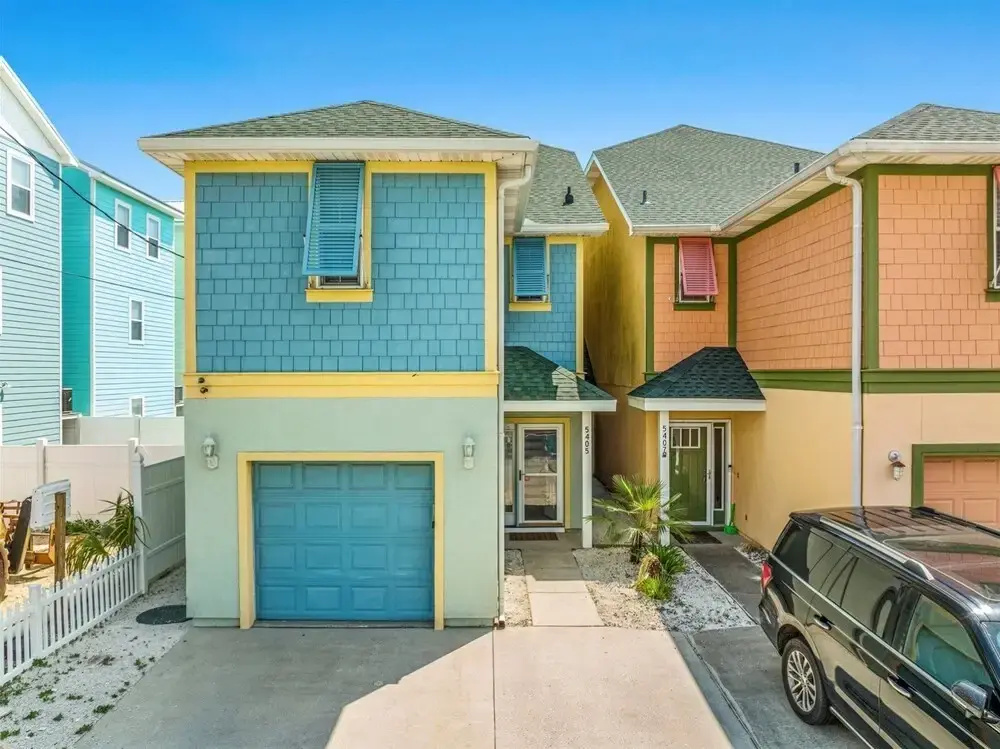 photo 1 of 5405 Thomas Drive