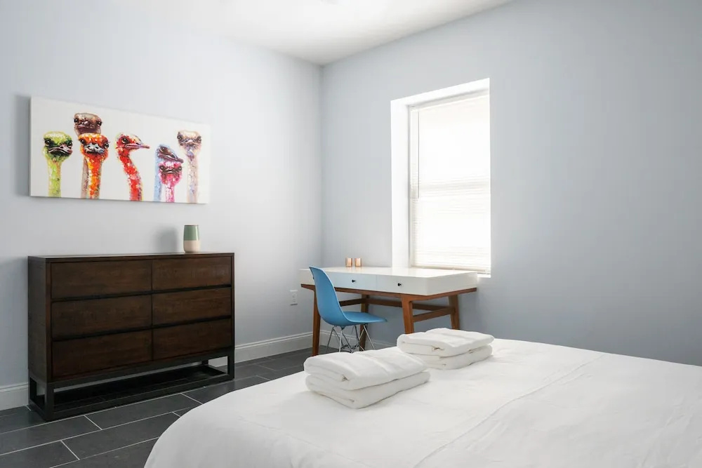 photo 1 of 6 Bedroom Duplex Near NYC
