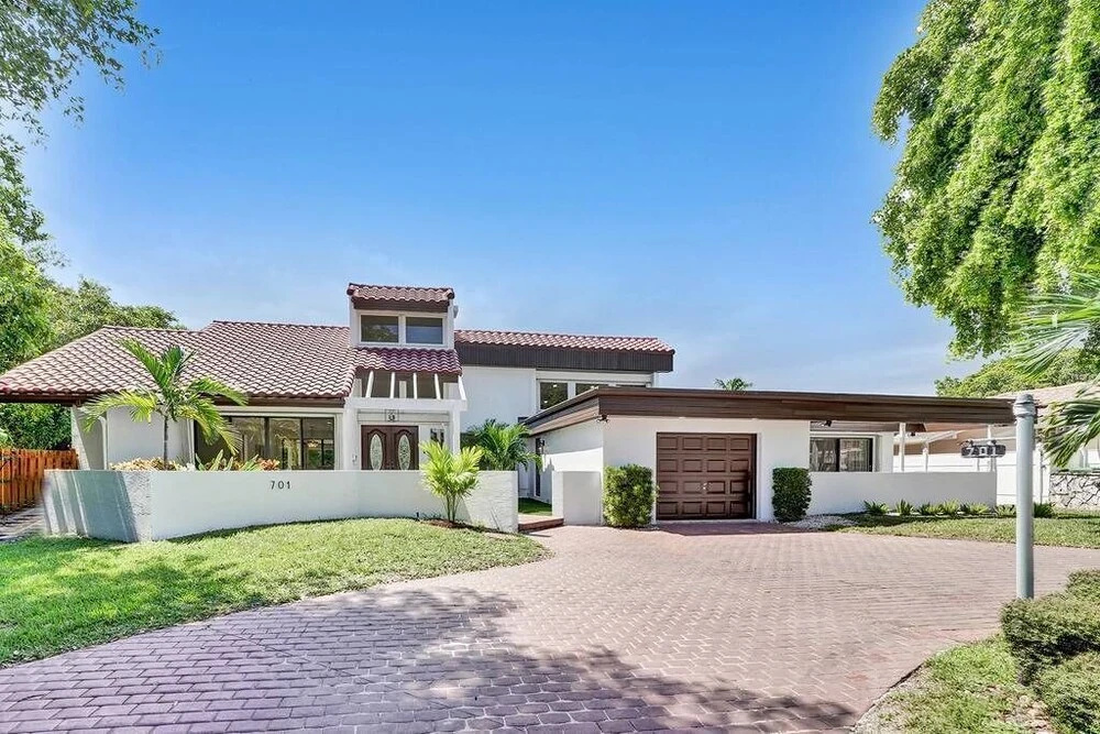 photo 1 of 6 BR Home with Heated Pool & Golf View