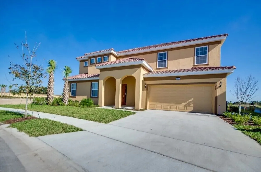 photo 1 of Cool and Modern 9 Bed 7 Ba Villa Pool & Spa 6160boa