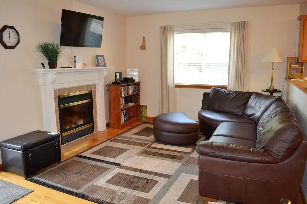 photo 1 of 662 Necanicum