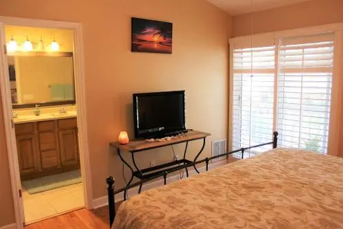 photo 1 of 673 Broadway Two-bedroom Apartment