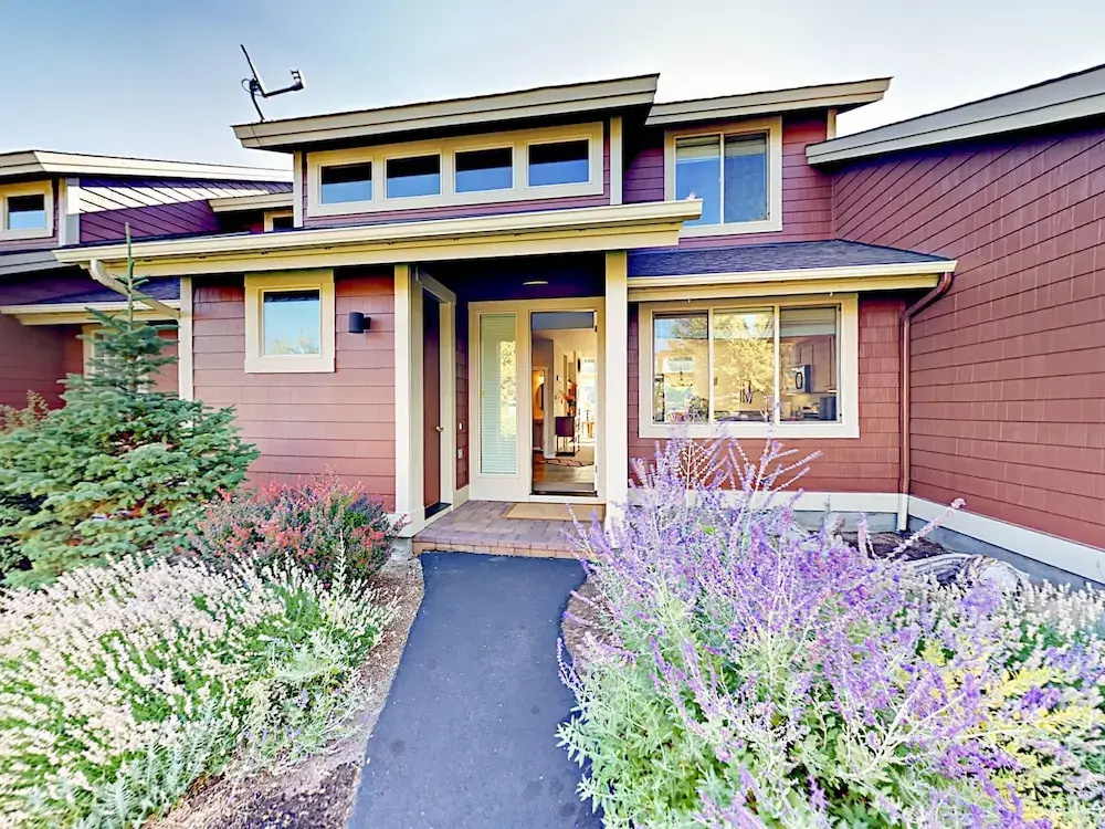 photo 1 of 680 Sage Country Court Home 3 Bedrooms 2.5 Bathrooms Home