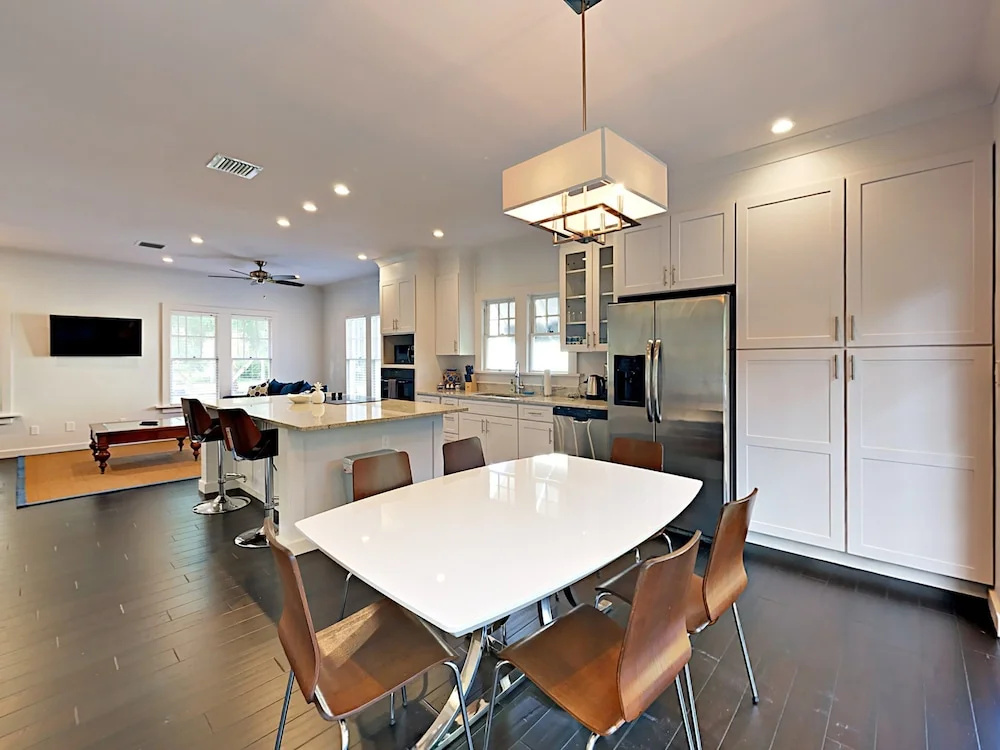 photo 1 of 729 Penn Street Home