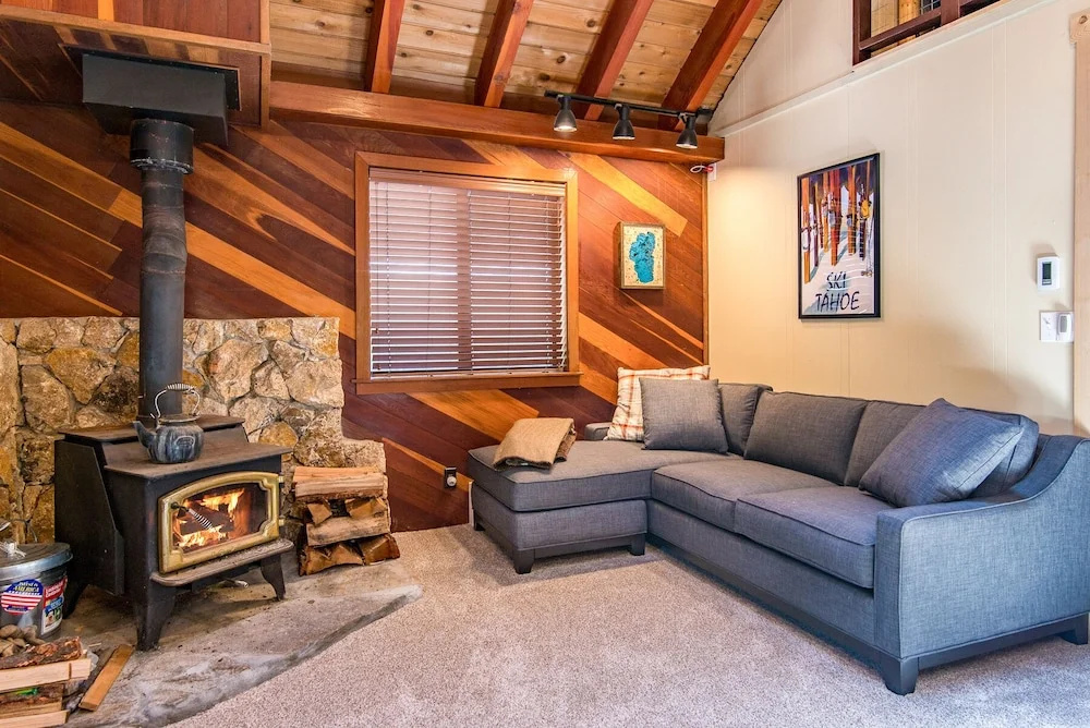 photo 1 of 7290 4th Ave Cabin