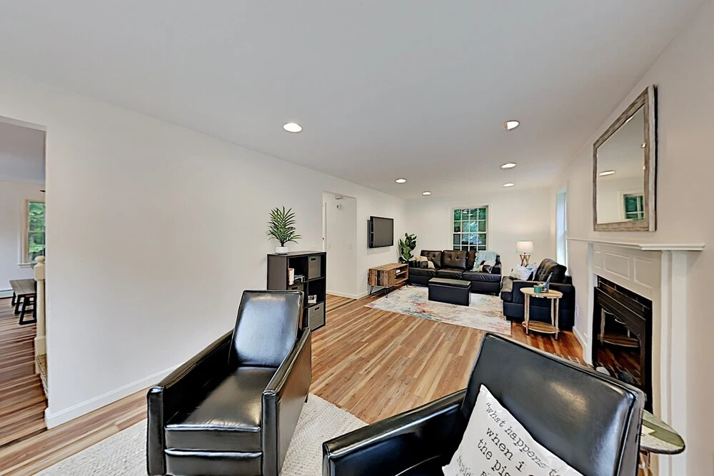 photo 1 of 76overrd 3 Bedroom Home