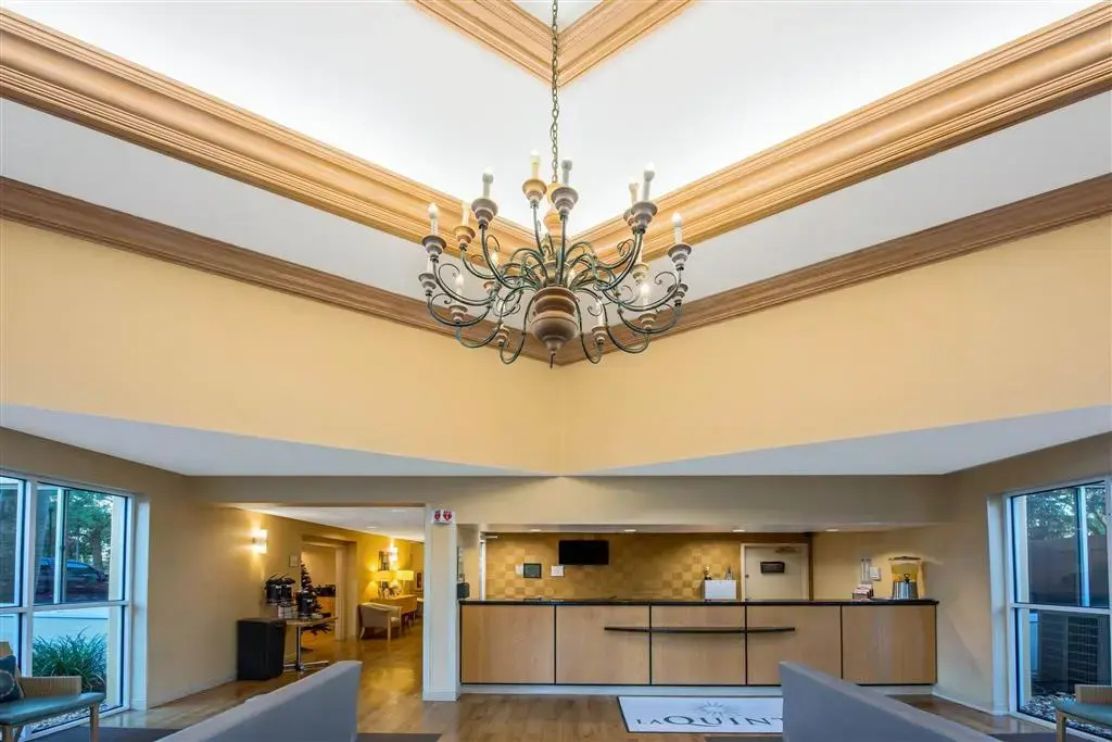 photo 1 of La Quinta Inn & Suites by Wyndham West Palm Beach Airport