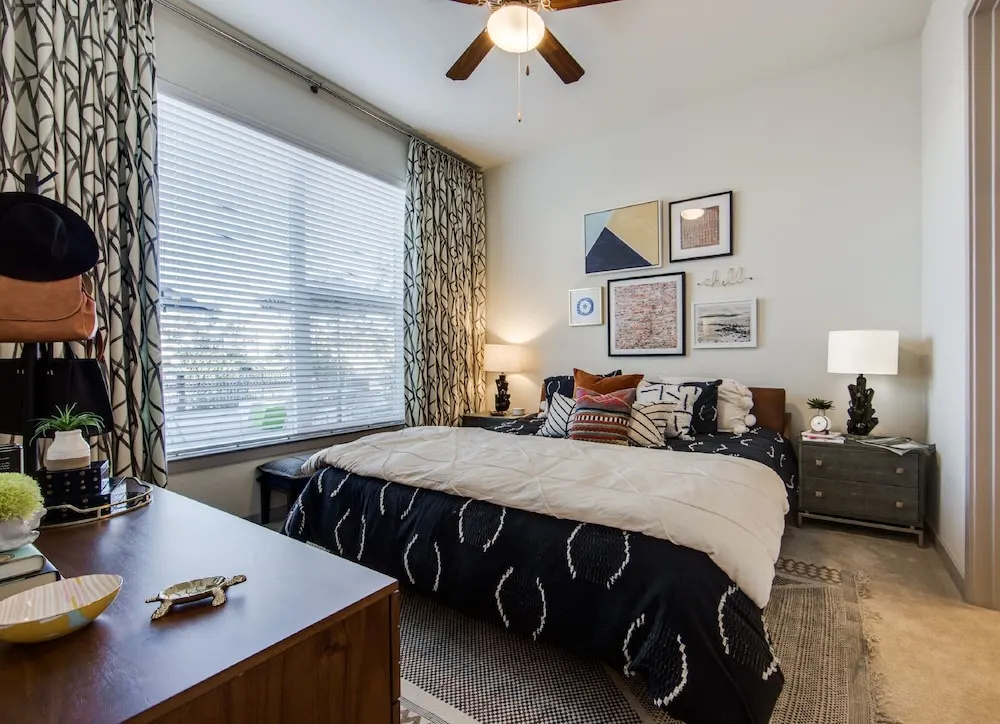 photo 1 of 7th Avenue Condos by Barsala