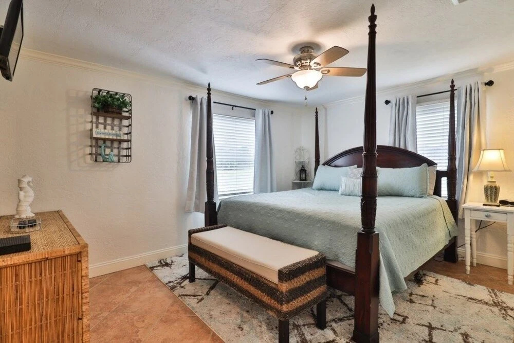 photo 1 of 813 E 6th Ave 3 Bedroom Home by RedAwning