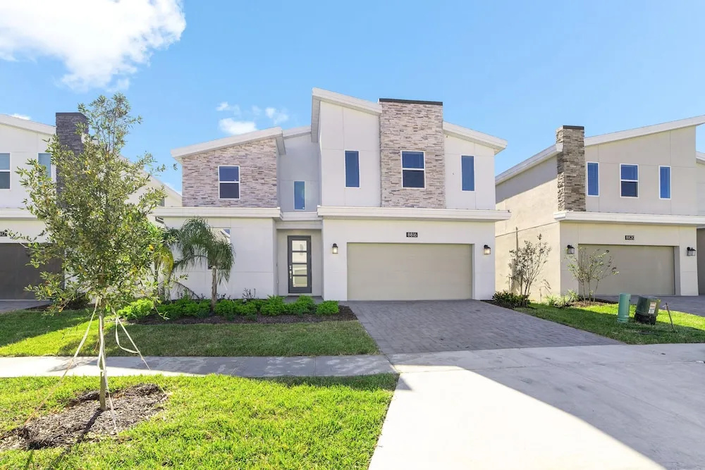 photo 1 of 9 Bdrm Champions Gate Villa