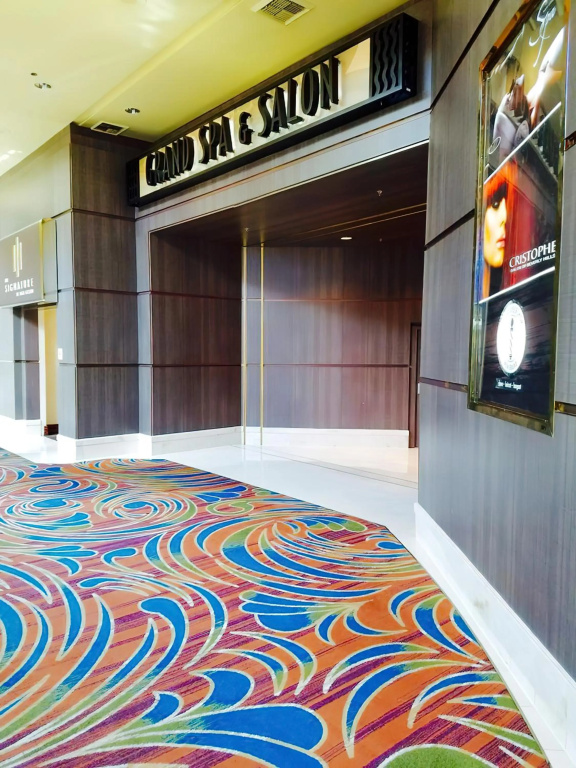 photo 1 of 888 Signature Suites Collection at Signature Condo Hotel
