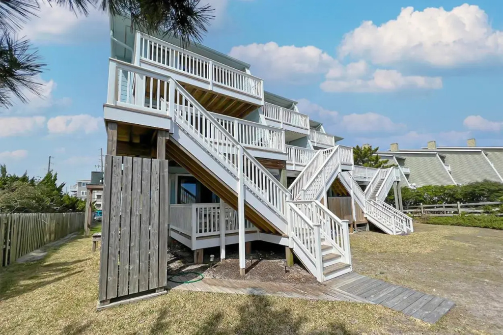 photo 1 of A Long Walk by Sea Scape Properties