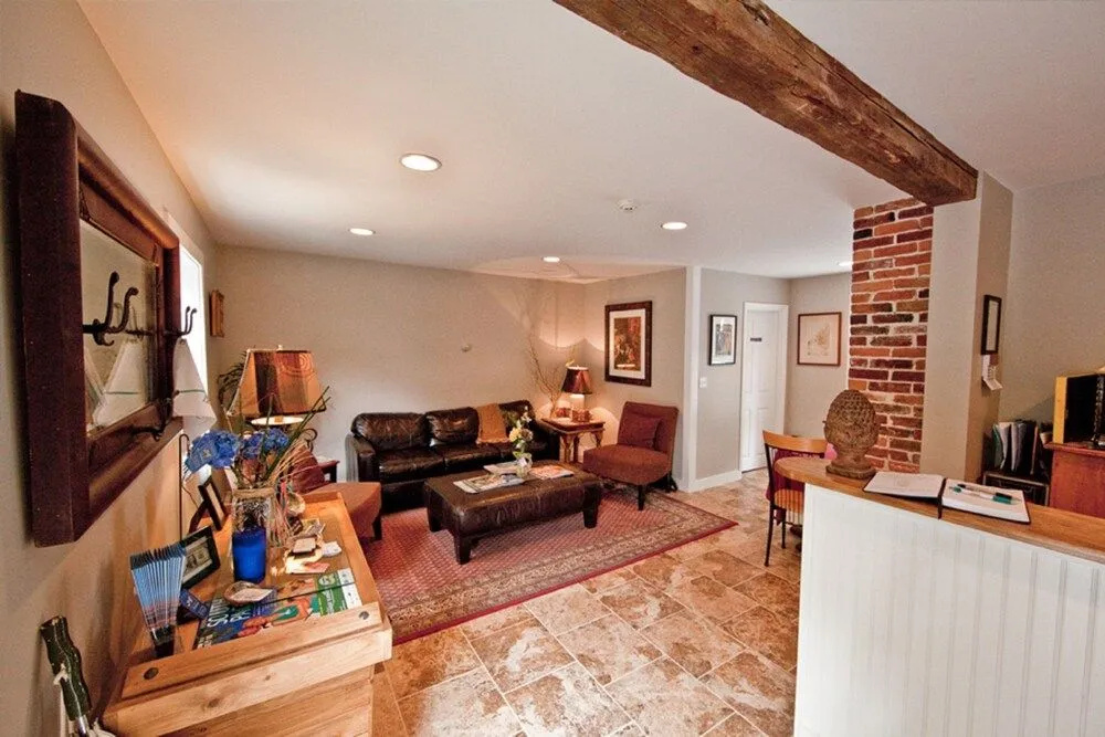 photo 1 of Abalonia Inn