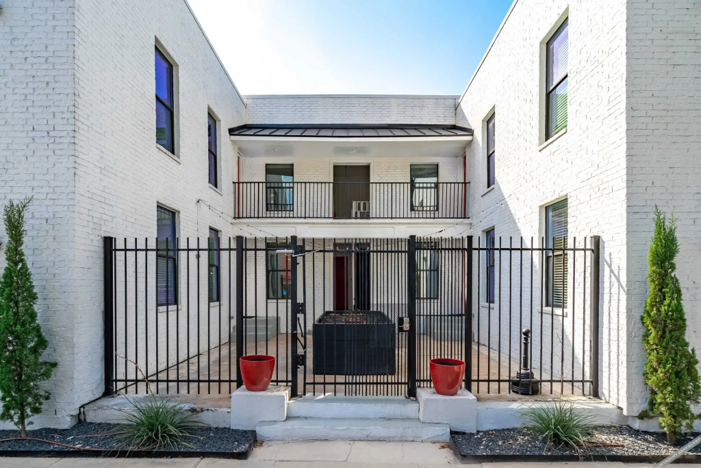 photo 1 of Abode Houston - Montrose Downtown