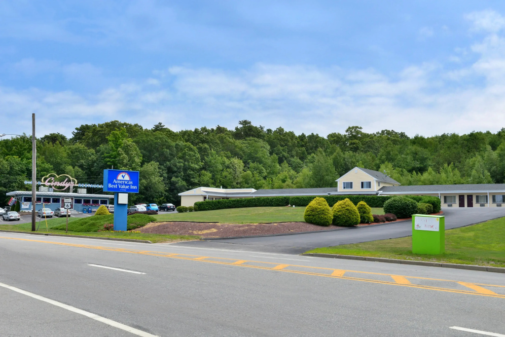 photo 1 of Americas Best Value Inn Providence North Scituate