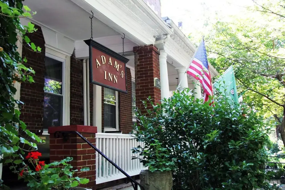photo 1 of Adam's Inn