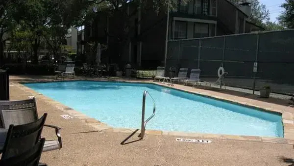 photo 1 of Addison/North Dallas 3