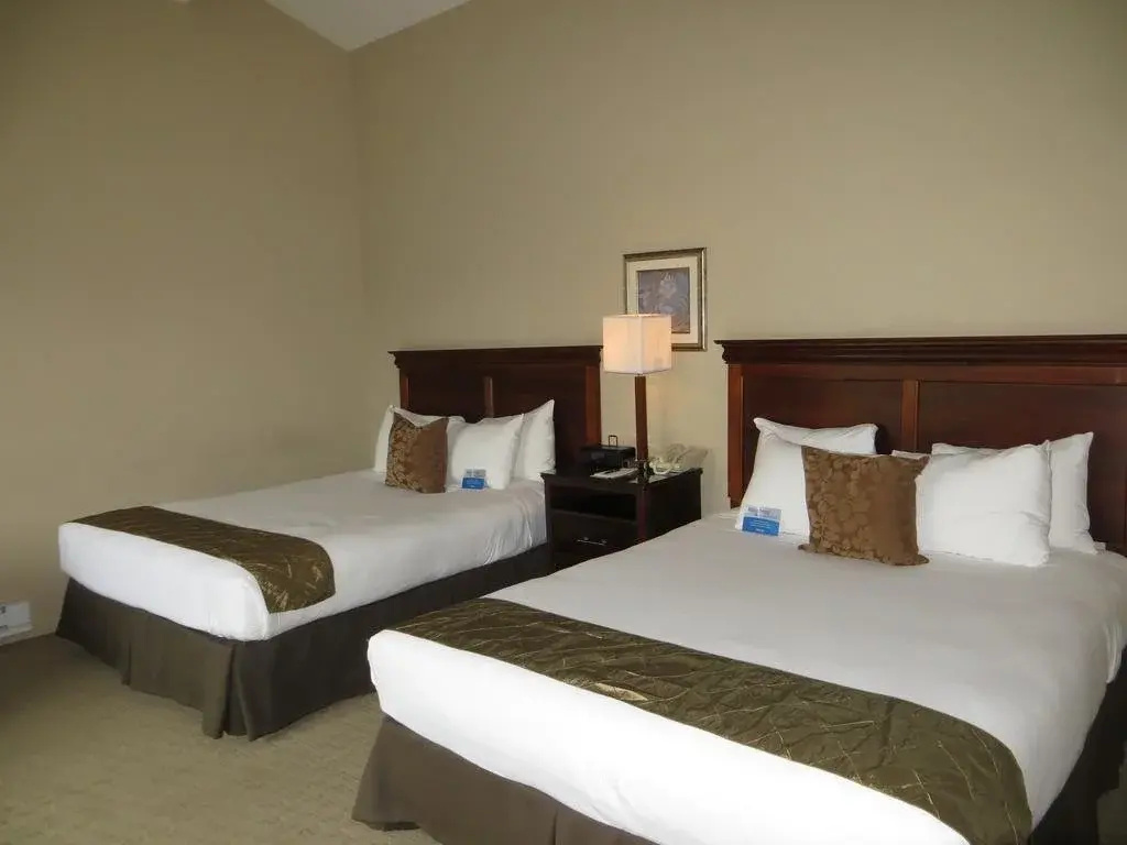 photo 1 of Adobe Inn