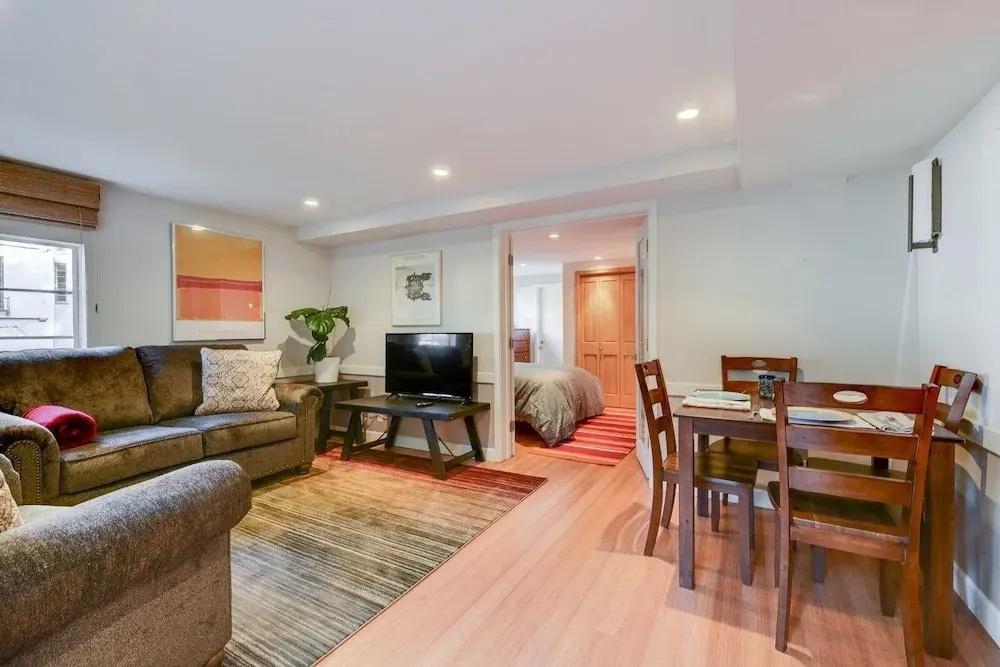 photo 1 of Aesthetically Elegant Downstairs Unit In Oakland 1 Bedroom Apts by Redawning