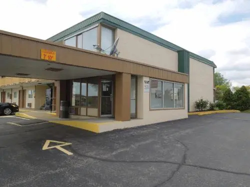 photo 1 of Air View Inn