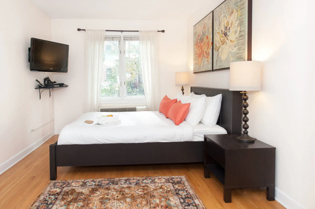 photo 1 of Airy Studio in Gold Coast by Sonder