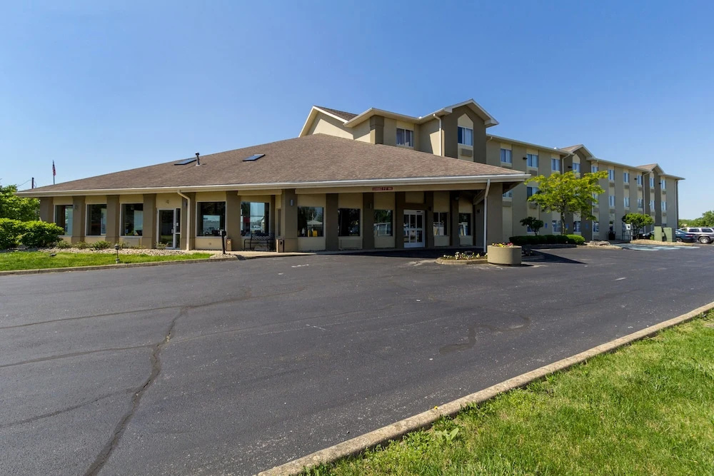 photo 1 of All American Inn & Suites Norwalk