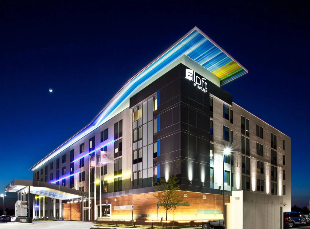 photo 1 of Aloft by Marriott Dulles Airport North