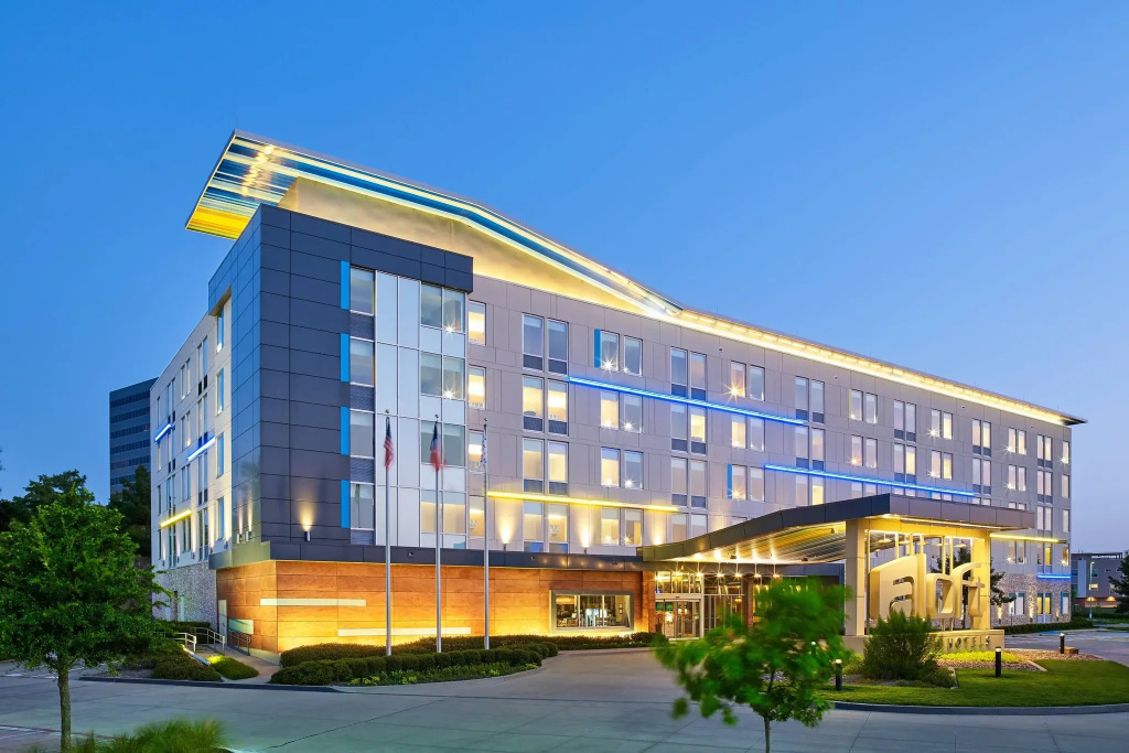 photo 1 of Aloft by Marriott Las Colinas