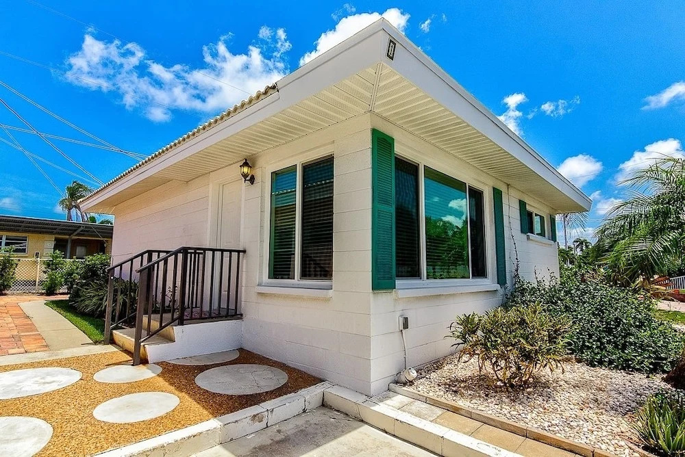 photo 1 of Aloha Kai Unit 1 2 Bedrooms 1.5 Bathroom Apts