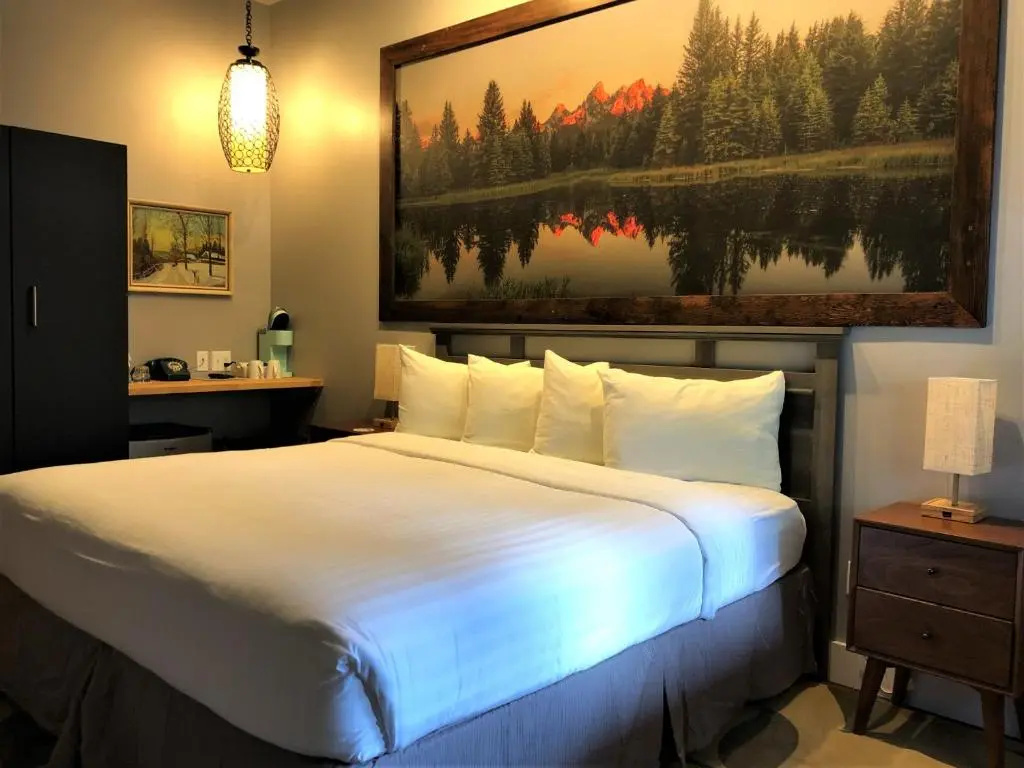 photo 1 of Blue Elk Inn