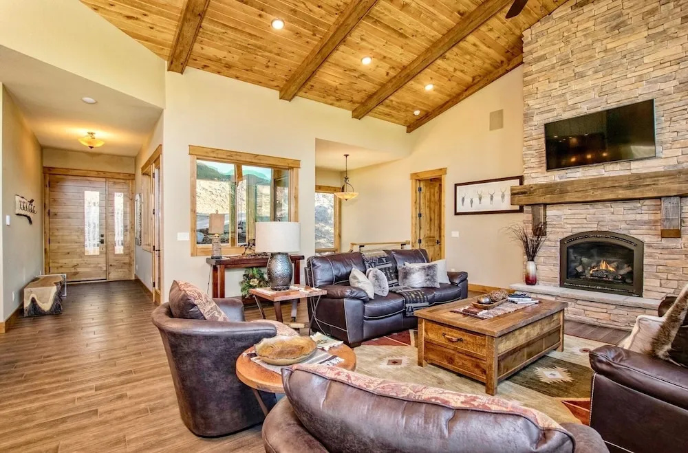 photo 1 of Alpine Haven Luxury Home at Windcliff - 4 Br Home