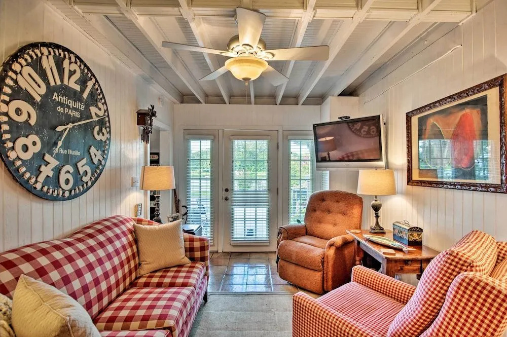 photo 1 of Lake Marion Apt w/ Canoe in Altamonte Springs!