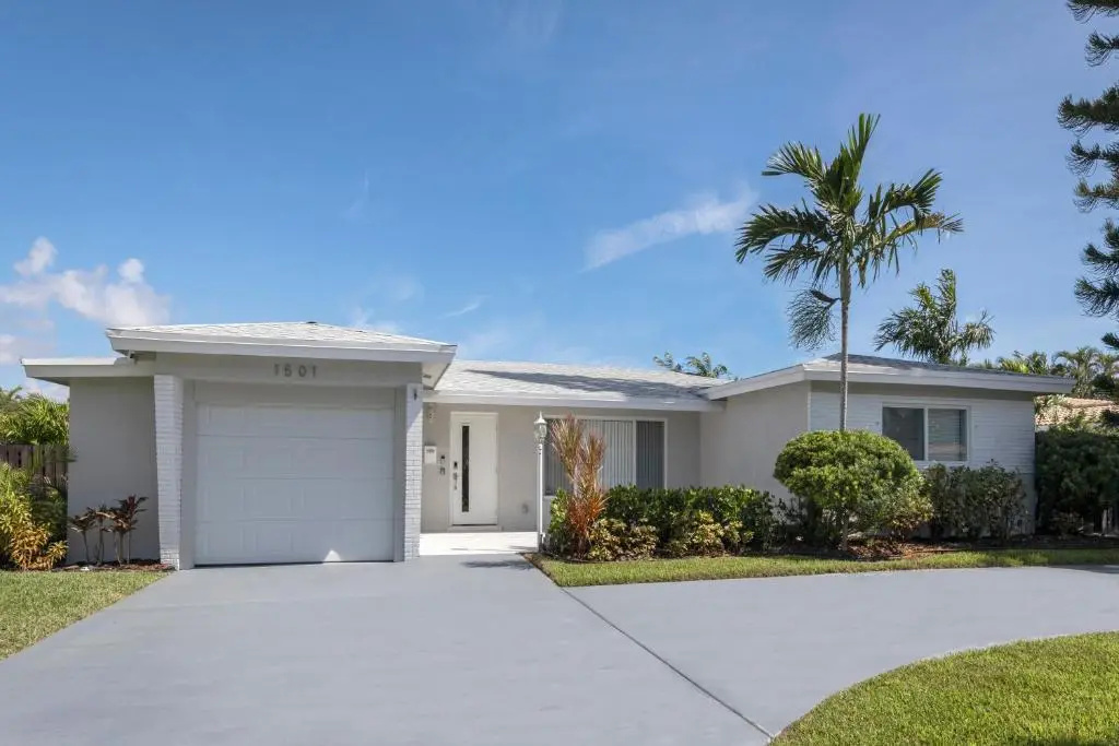 photo 1 of Amazing! 3br 2ba Sofa Bed, Near Beach, Heated Pool, Full Kitchen, WiFI, Patio, BBQ, Private Yard, Peaceful Neighborhood