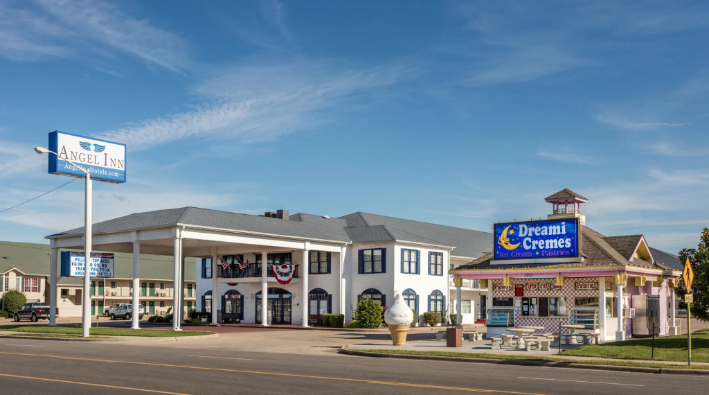 photo 1 of Angel Inn Near IMAX, a Travelodge by Wyndham