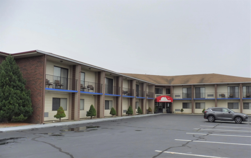 photo 1 of Red Roof Inn & Suites Newport – Middletown, RI