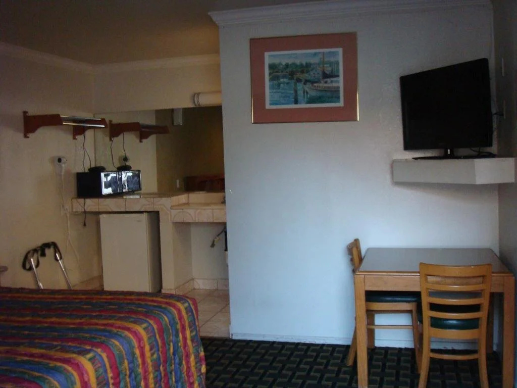 photo 1 of American Inn