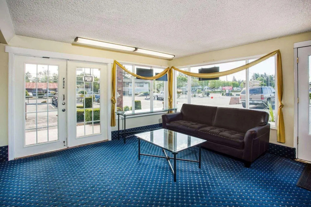 photo 1 of American Lodge