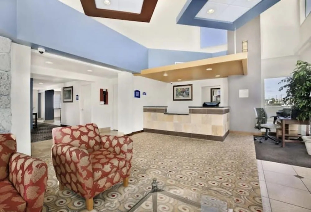 photo 1 of American Lodge