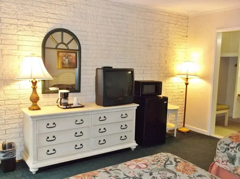 photo 1 of Americas Best Inn And Suites